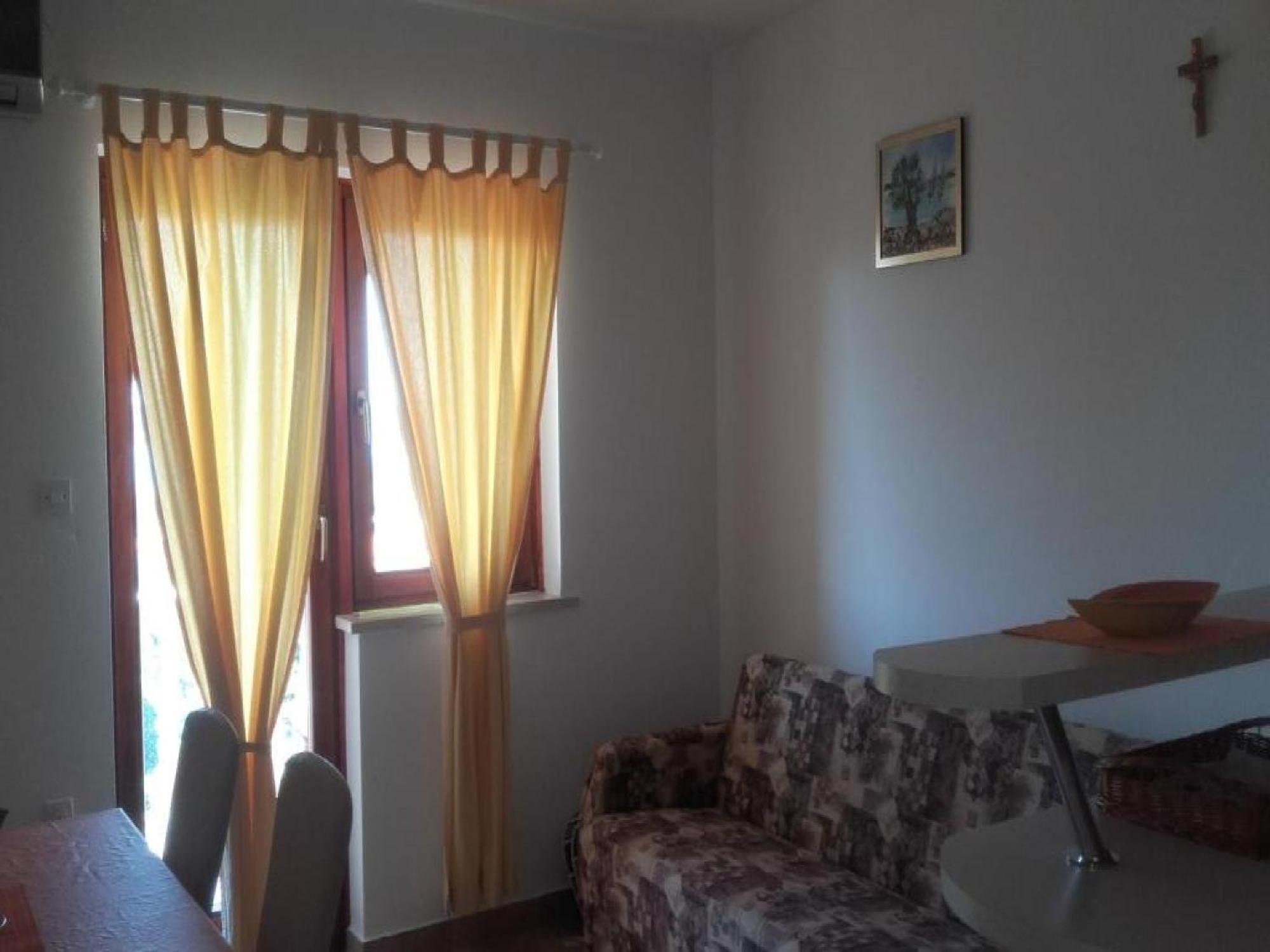Apartments Smilje I Maslina Gornji Karin Szoba fotó